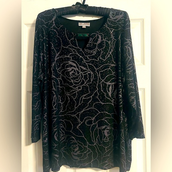 JM Collection Tops - JM Collection Women’s Tunic Glitter Floral Print 3/4-Sleeve Keyhole Neck, sz 2X